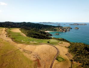 Kauri Cliffs 16th Aerial Distance